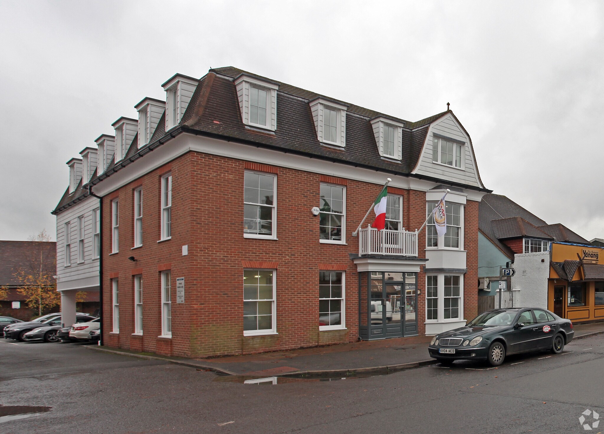 16-18 Warwick Rd, Beaconsfield à louer Photo principale– Image 1 sur 3