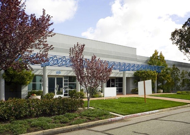 155 Jefferson Dr, Menlo Park, CA à louer - Photo de l’immeuble – Image 3 sur 18