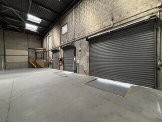 Plus de détails pour Bureau, Industriel/Logistique à louer