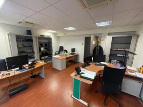Bureau dans Cergy à vendre Photo intérieure– Image 2 sur 12
