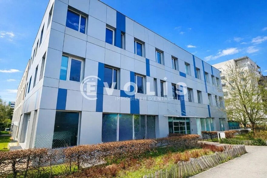 11 Boulevard Archimède, Champs-sur-Marne à louer - Photo principale – Image 1 sur 10