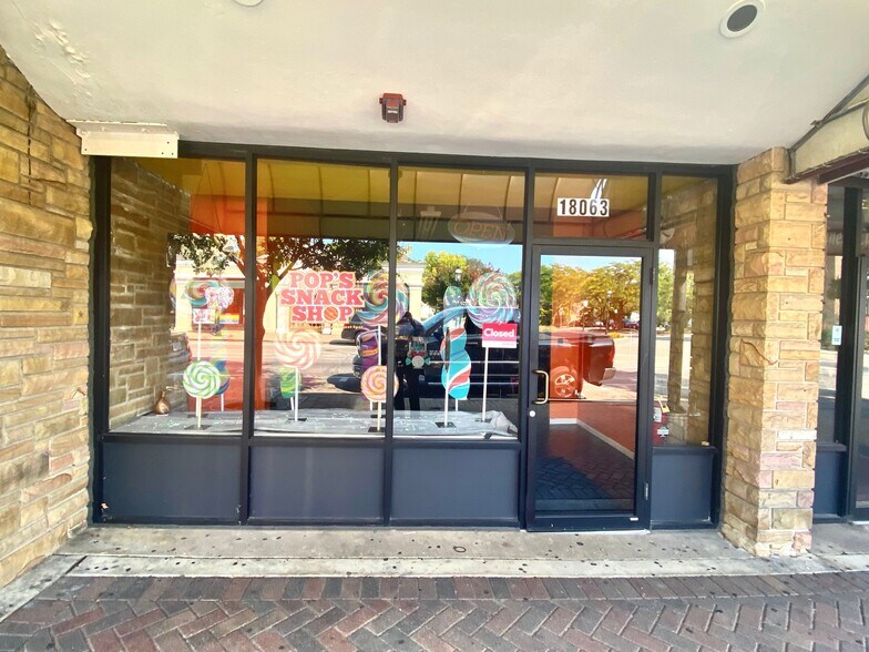 18063 Dixie Hwy, Homewood, IL à louer - Photo de l’immeuble – Image 2 sur 10