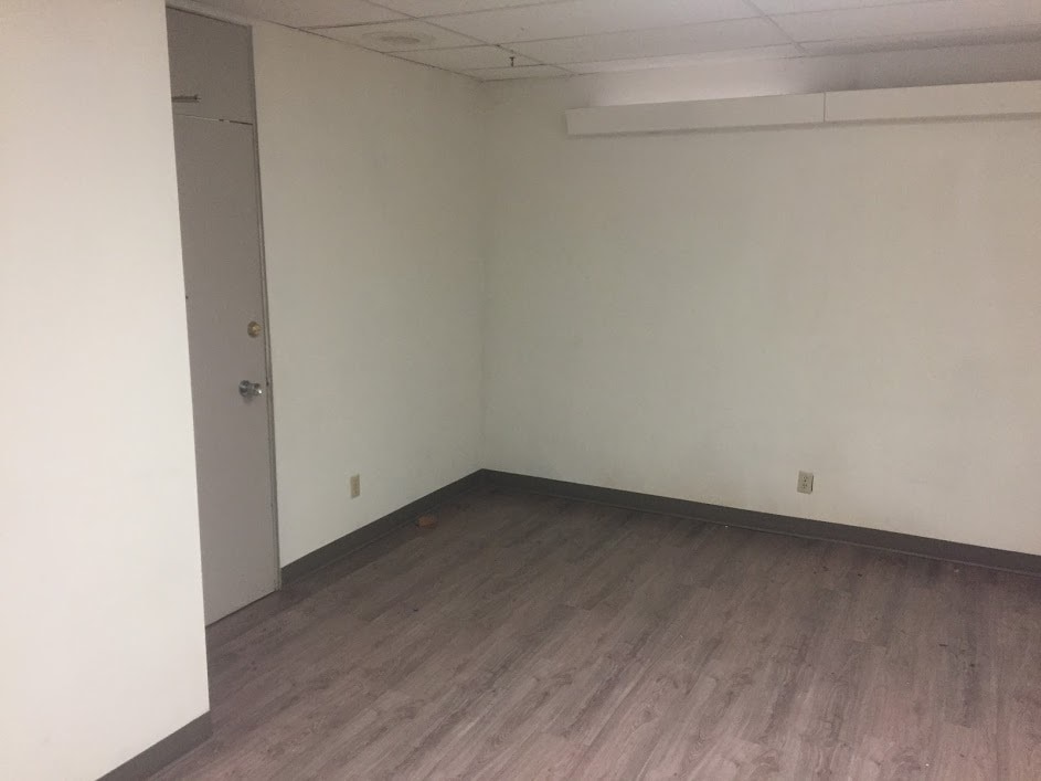 7275 E Southgate Dr, Sacramento, CA à louer Photo de l’immeuble– Image 1 sur 6