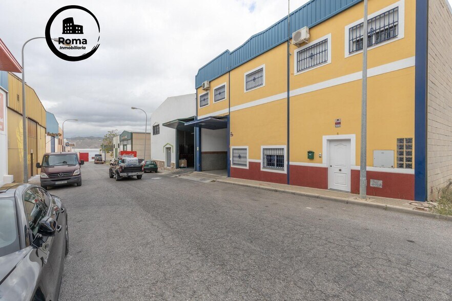 Industriel/Logistique dans Loja à vendre - Photo de l’immeuble – Image 3 sur 22