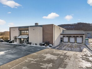 173 Black Meadow Rd, Chester, NY à louer Photo intérieure– Image 1 sur 14