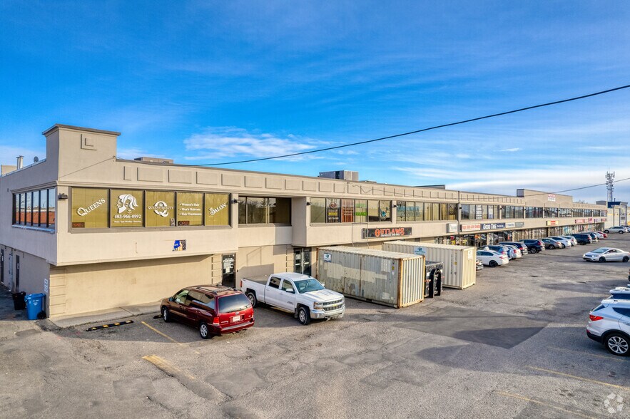 1830 52nd St SE, Calgary, AB à louer - Photo de l’immeuble – Image 3 sur 11