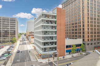 Plus de détails pour 626 Madison Ave, Toledo, OH - Bureau à vendre