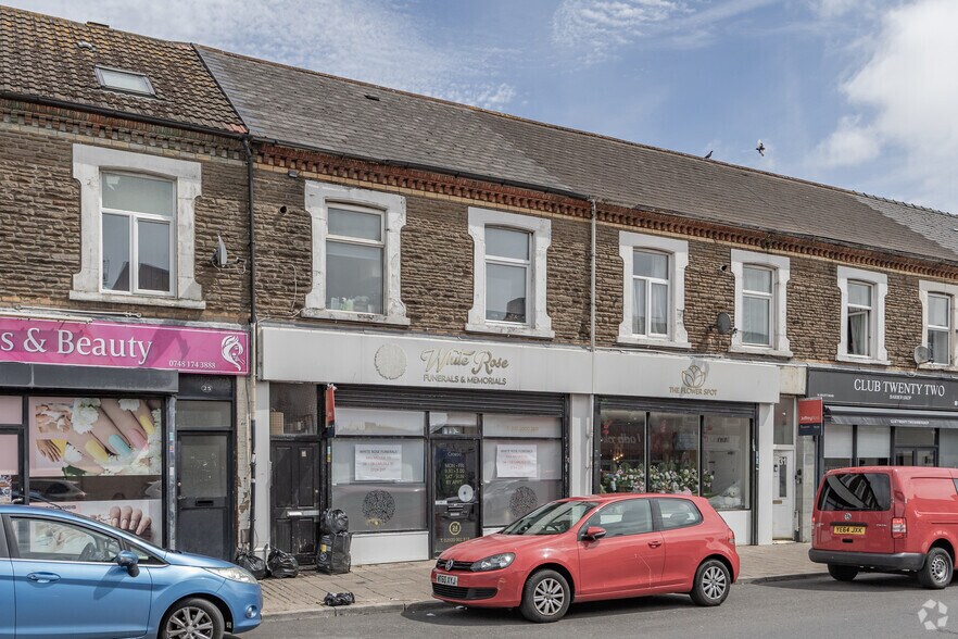 27-29 Splott Rd, Cardiff à louer - Photo principale – Image 1 sur 2