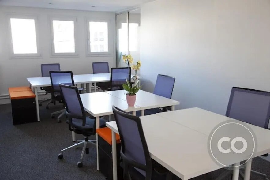 Bureau dans Issy-les-Moulineaux à vendre - Photo de l’immeuble – Image 2 sur 7