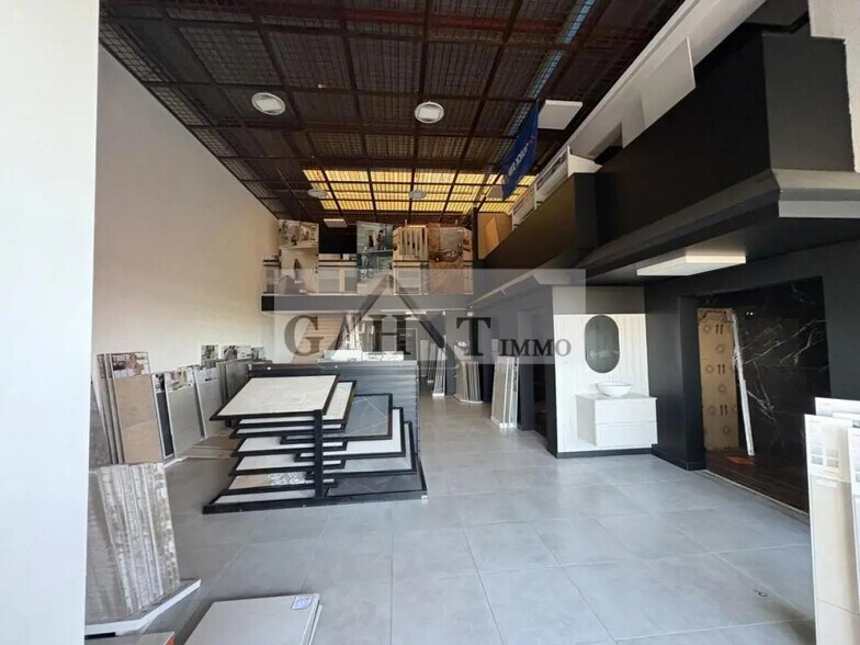 Local commercial dans Boissise-le-Roi à louer - Photo de l’immeuble – Image 2 sur 8