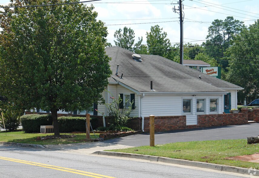 122 Norcross St, Roswell, GA à vendre - Photo de l’immeuble – Image 3 sur 9
