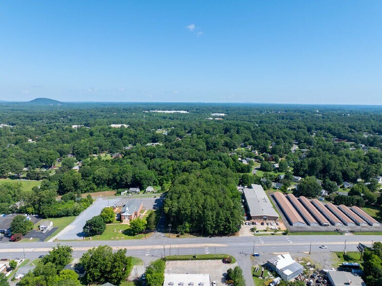 6205 W Wilkinson Blvd, Belmont, NC à vendre - Photo de l’immeuble – Image 1 sur 3