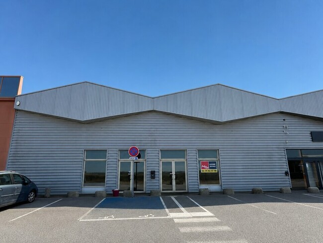Plus de détails pour Local commercial à louer