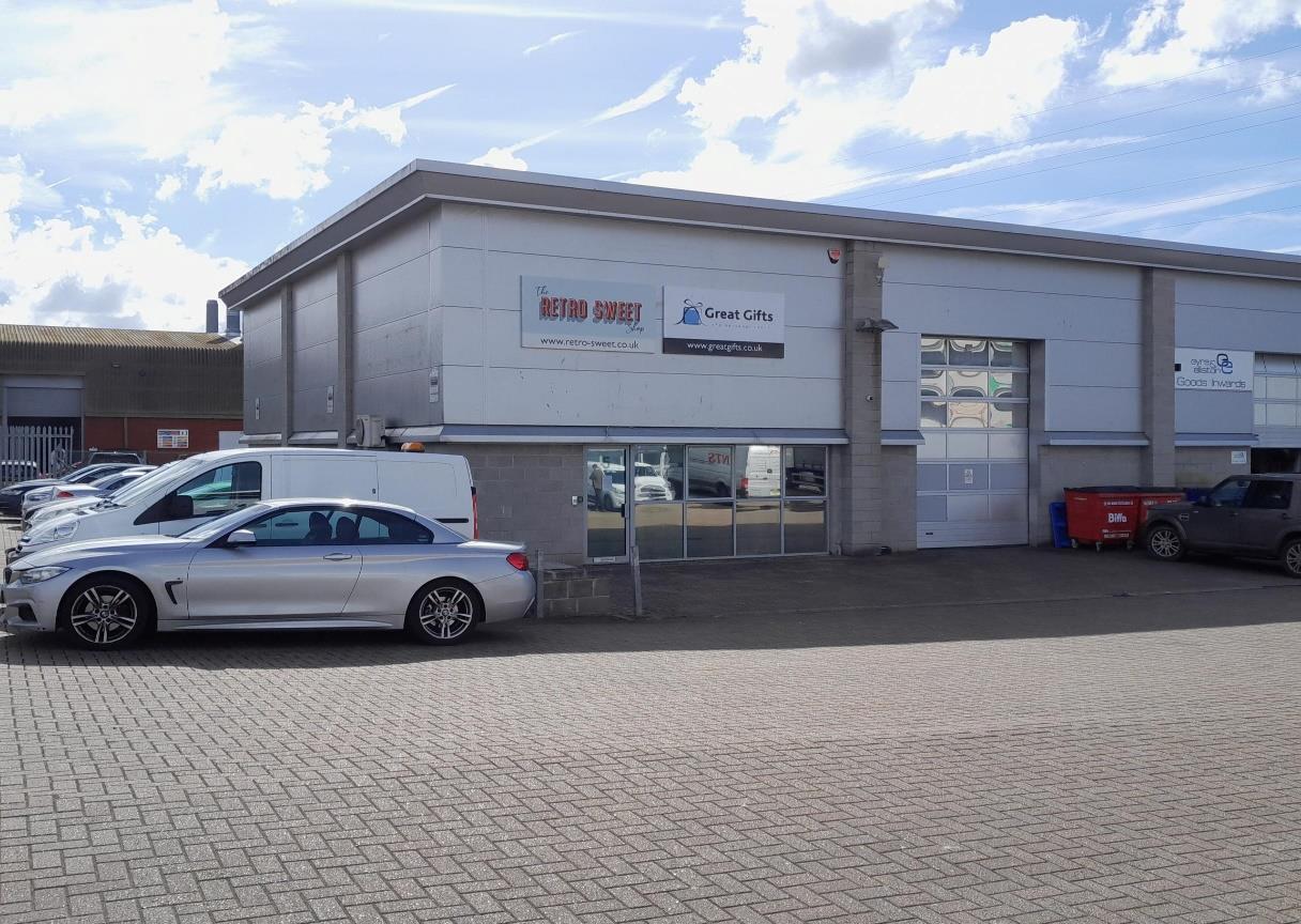 Unit 5 Capel Close, Leacon Rd, Ashford à louer Photo de l’immeuble– Image 1 sur 2