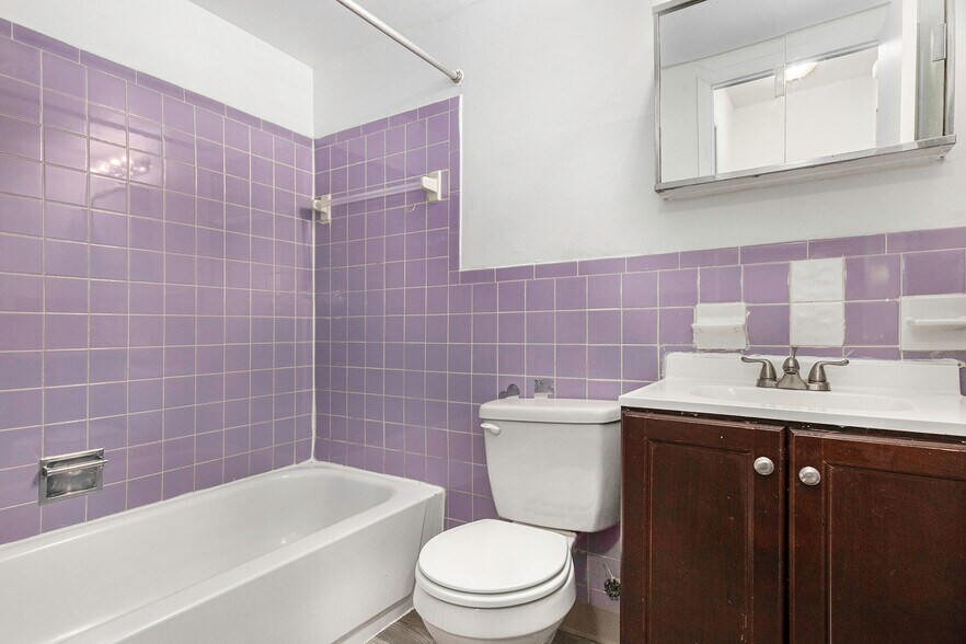 14881 Schaefer Hwy, Detroit, MI à vendre - Photo de l’immeuble – Image 3 sur 15