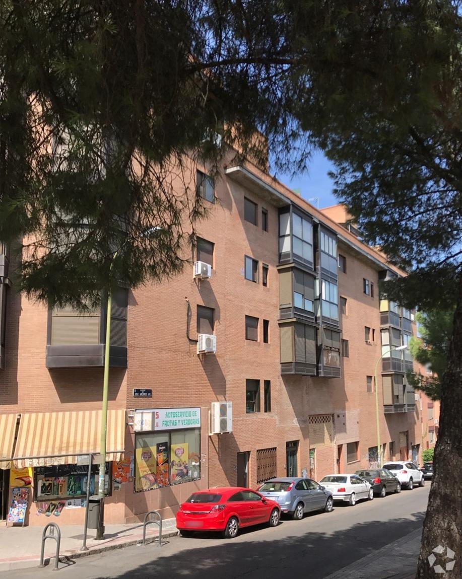Immeuble residentiel dans Madrid, Madrid à vendre Photo principale– Image 1 sur 2