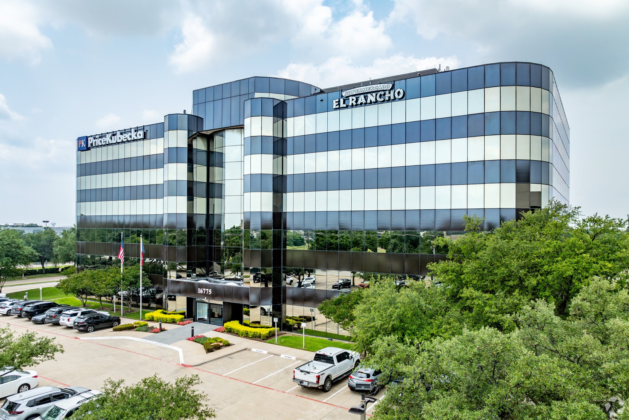 16775 Addison Rd, Addison, TX à louer Photo principale– Image 1 sur 17