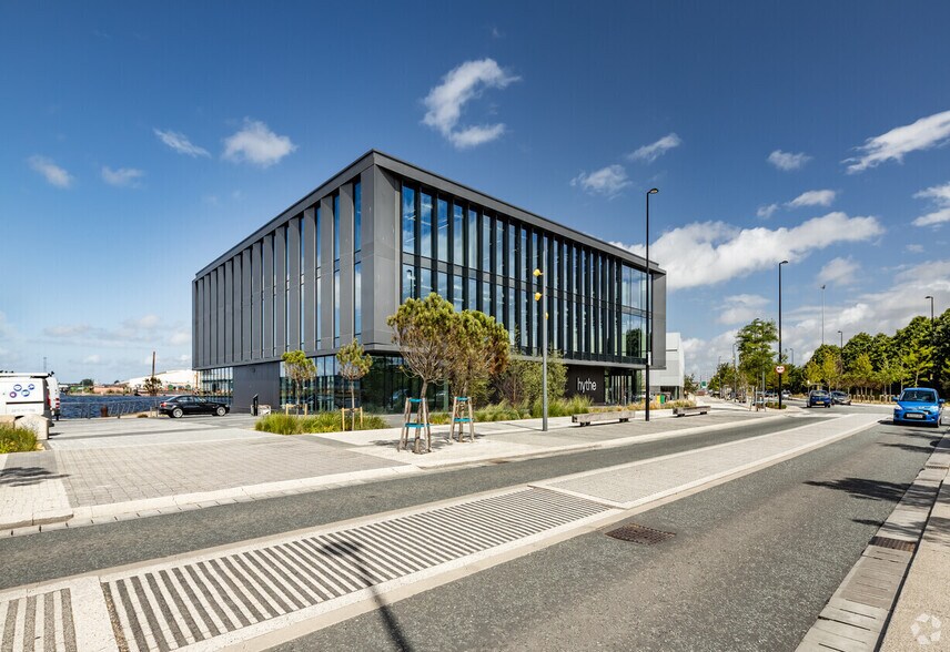 1 Tower Rd, Birkenhead à louer - Photo de l’immeuble – Image 3 sur 11