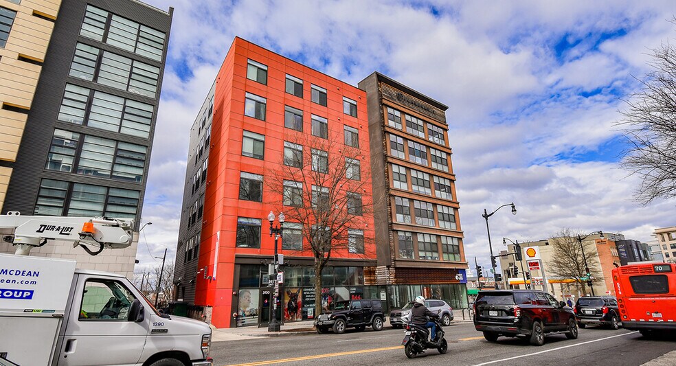 3930 Georgia Ave NW, Washington, DC à vendre - Photo de l’immeuble – Image 2 sur 10