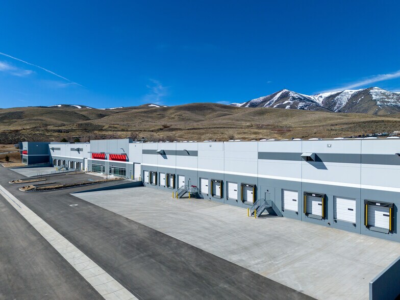 9835 N Virginia St, Reno, NV à louer - Photo de l’immeuble – Image 3 sur 9
