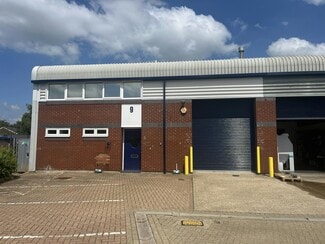 Plus de détails pour Southern Rd, Aylesbury - Industriel/Logistique à louer