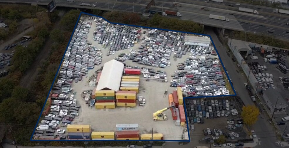 221 Foundry St, Newark, NJ à louer - Photo de l’immeuble – Image 2 sur 4