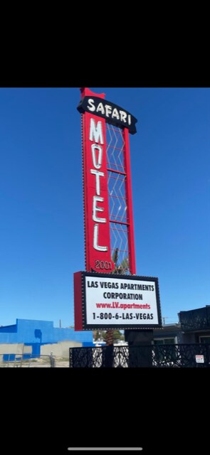 Plus de détails pour 2001 Fremont St, Las Vegas, NV - Logement à vendre