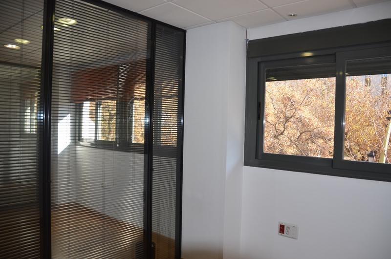 Bureau dans Cáceres, Cáceres à vendre - Photo de l’immeuble – Image 2 sur 10