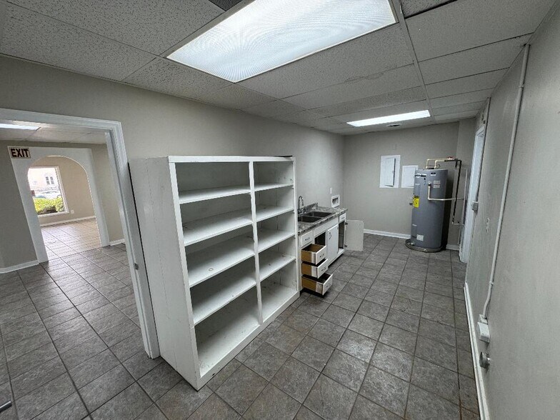9320 Two Notch Rd, Columbia, SC à louer - Photo de l’immeuble – Image 3 sur 9