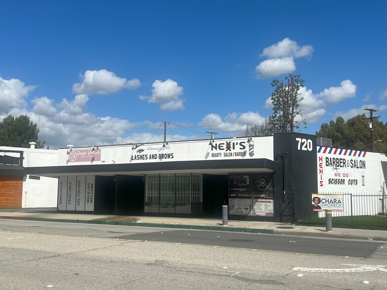 720-724 N Garey Ave, Pomona, CA à louer - Photo de l’immeuble – Image 2 sur 14