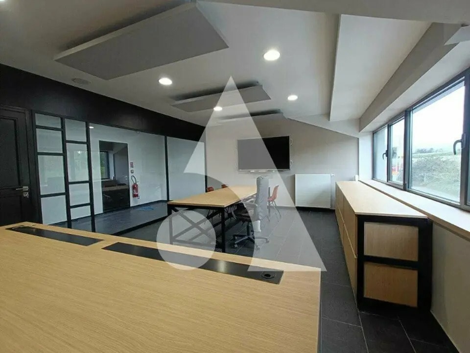 Bureau dans Blendecques à louer Photo intérieure– Image 1 sur 6