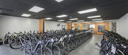 3030 St. Johns St, Port Moody, BC à louer Photo intérieure– Image 2 sur 7