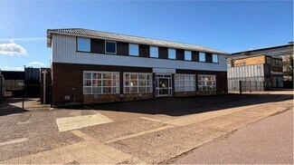 Plus de détails pour Hill Farm Av, Watford - Local d'activités à louer