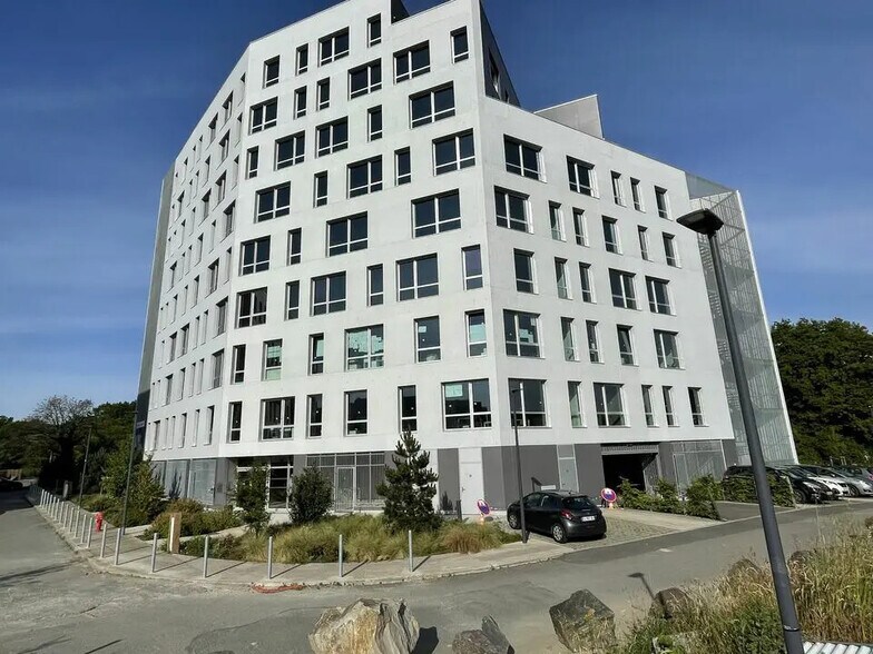 Bureau dans Saint-Herblain à vendre - Photo de l’immeuble – Image 2 sur 12