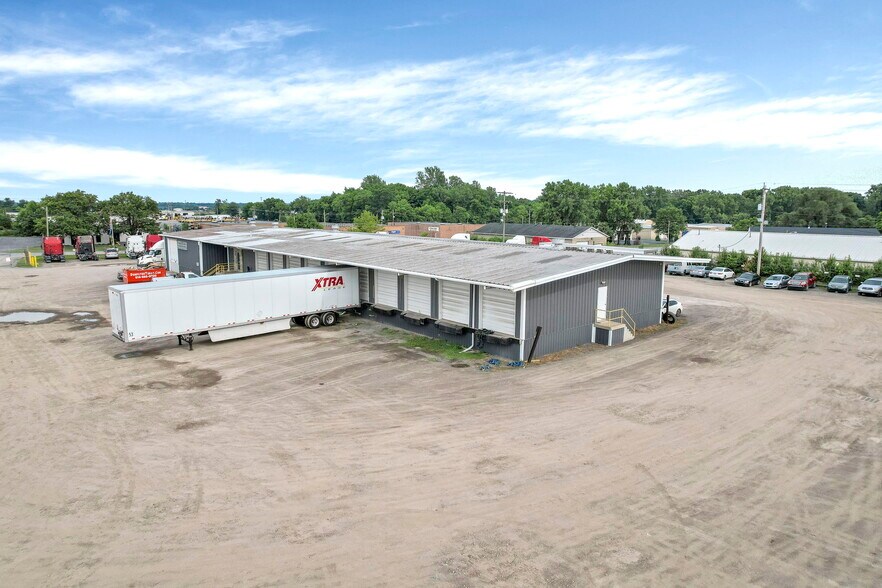 2135 Hardy Parkway St, Grove City, OH à vendre - Photo de l’immeuble – Image 2 sur 21