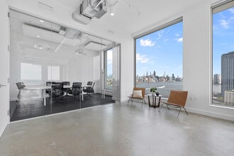 10 Grand St, Brooklyn, NY à louer Photo intérieure– Image 2 sur 16