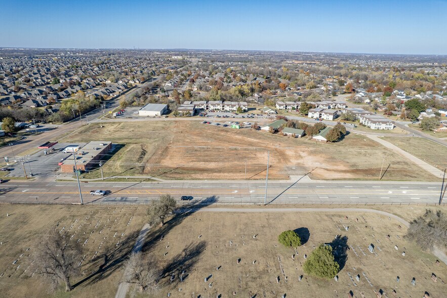 NEQ Rockcreek Rd & Porter Ave, Norman, OK à vendre - Aérien – Image 3 sur 8
