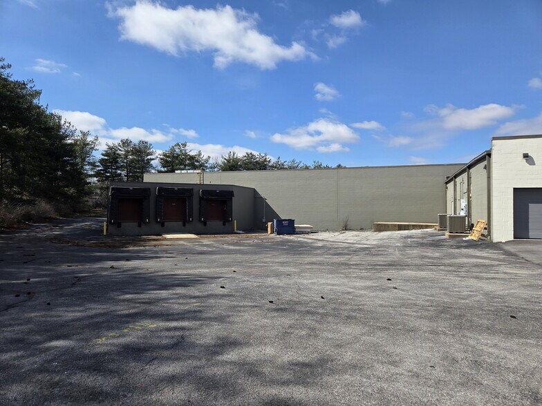 1555 Campbell Ln, Bowling Green, KY à louer - Photo de l’immeuble – Image 3 sur 7
