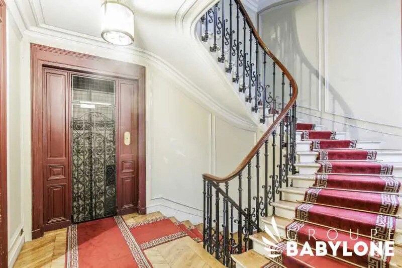 Bureau dans Paris à louer - Photo de l’immeuble – Image 3 sur 10