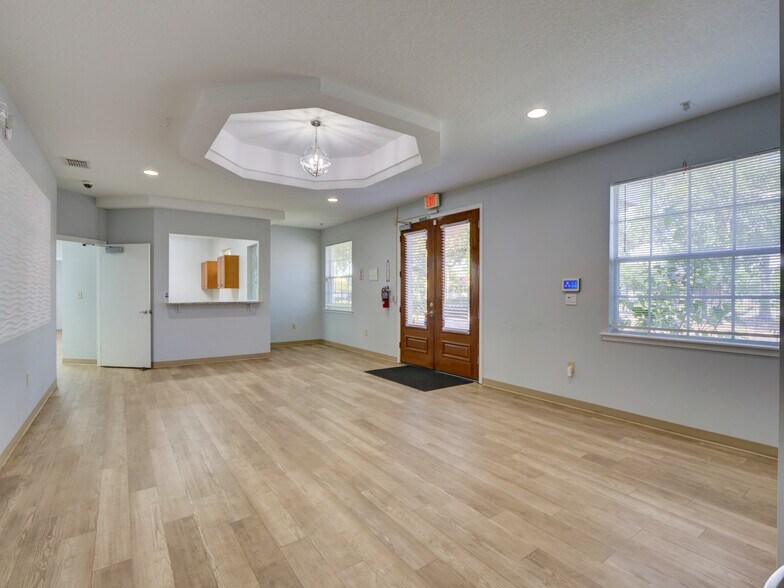 733 S Goldenrod Rd, Orlando, FL à vendre - Photo de l’immeuble – Image 3 sur 23