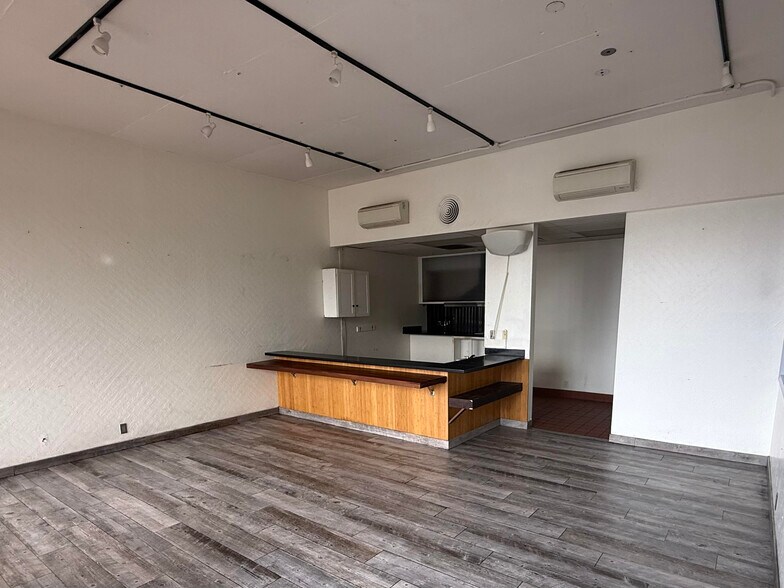 75-5742 Kuakini Hwy, Kailua Kona, HI à louer - Photo de l’immeuble – Image 2 sur 10
