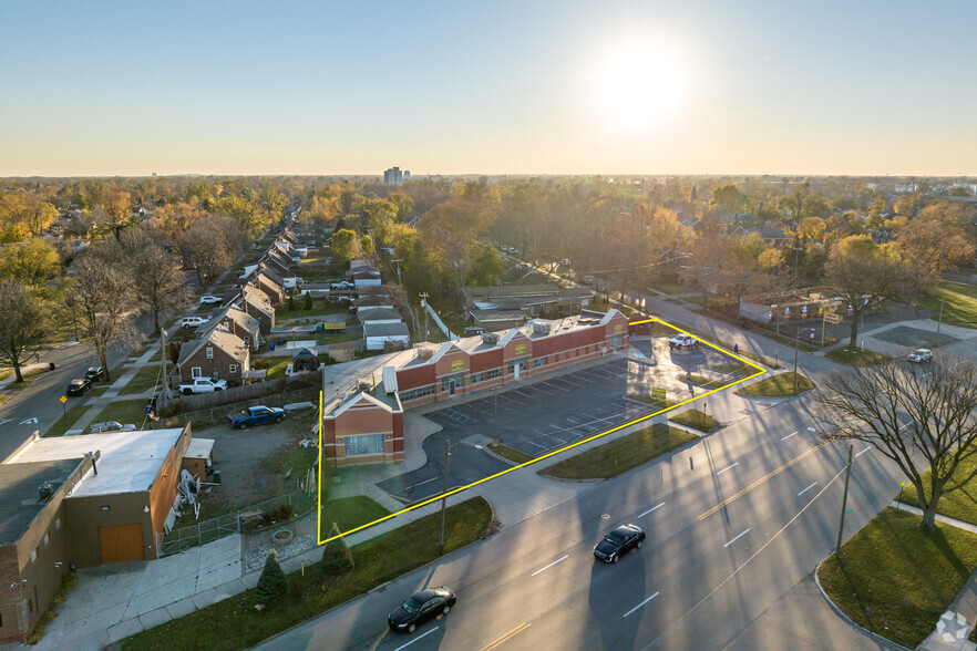2300 S Schaefer Hwy, Detroit, MI à vendre - Aérien – Image 2 sur 18