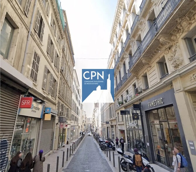 Local commercial dans Marseille à louer - Photo de l’immeuble – Image 1 sur 3