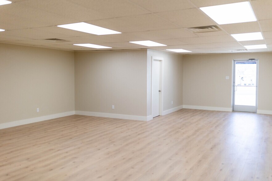 207 Rex Ave, Forsan, TX à vendre - Photo de l’immeuble – Image 2 sur 39