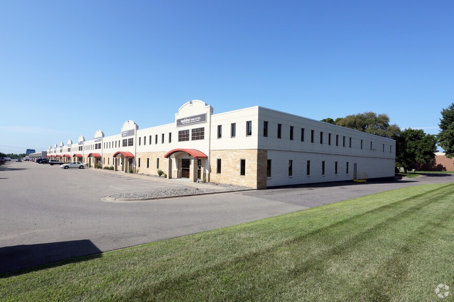 7351-7379 Washington Ave S, Edina, MN à louer - Photo principale – Image 1 sur 6