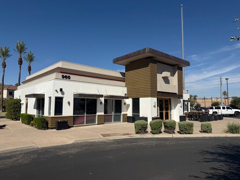 960 N 54th St, Chandler, AZ à louer - Photo de l’immeuble – Image 2 sur 5