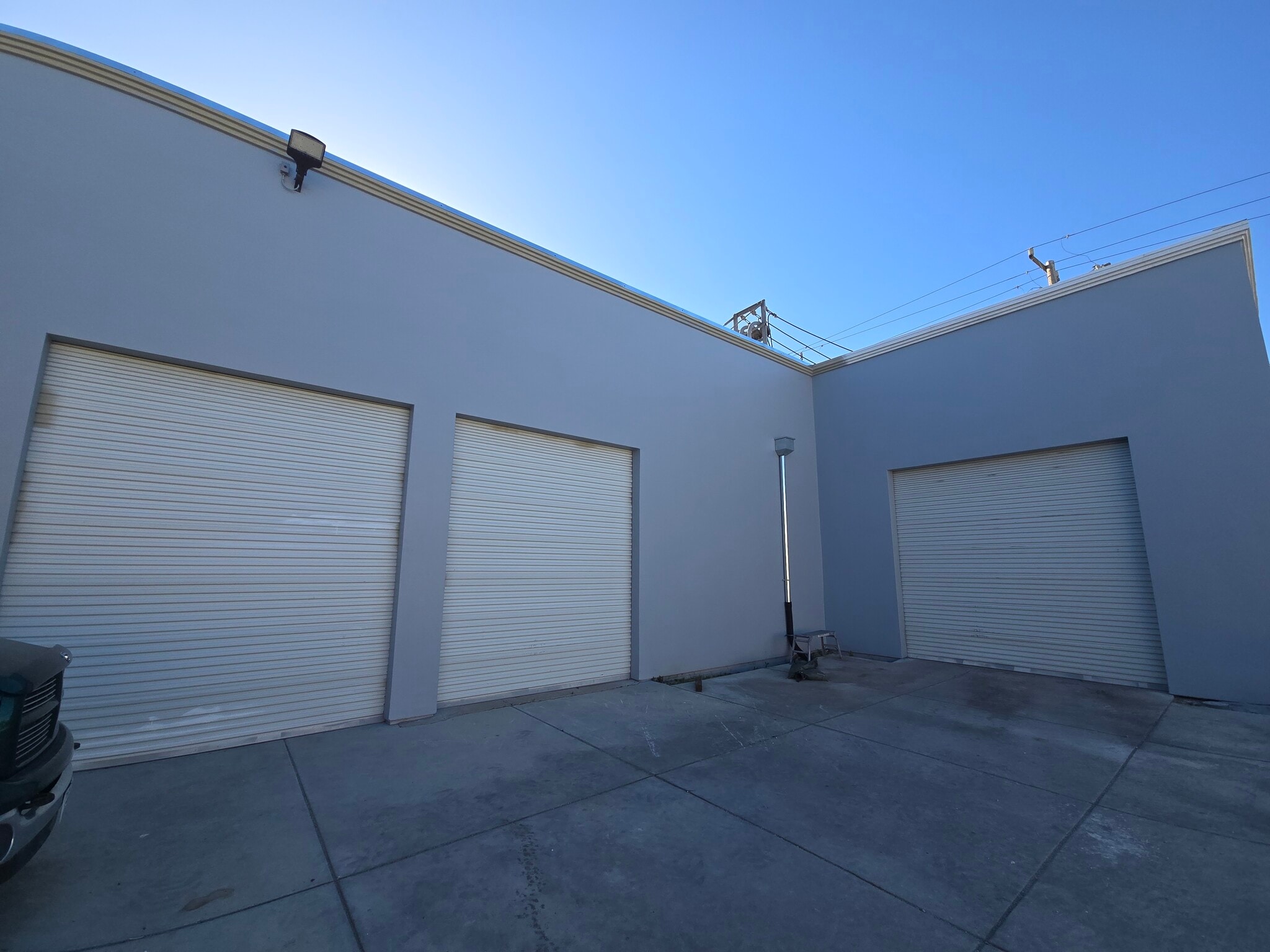 320 Hillcrest Rd, Hollister, CA à vendre Photo de l’immeuble– Image 1 sur 1