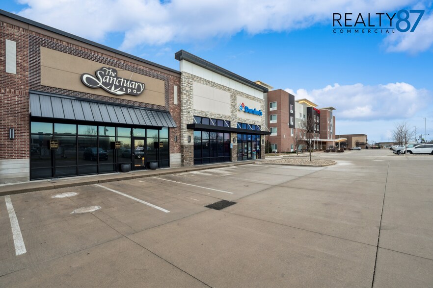 2931 7th Ave, Marion, IA à louer - Photo de l’immeuble – Image 3 sur 14