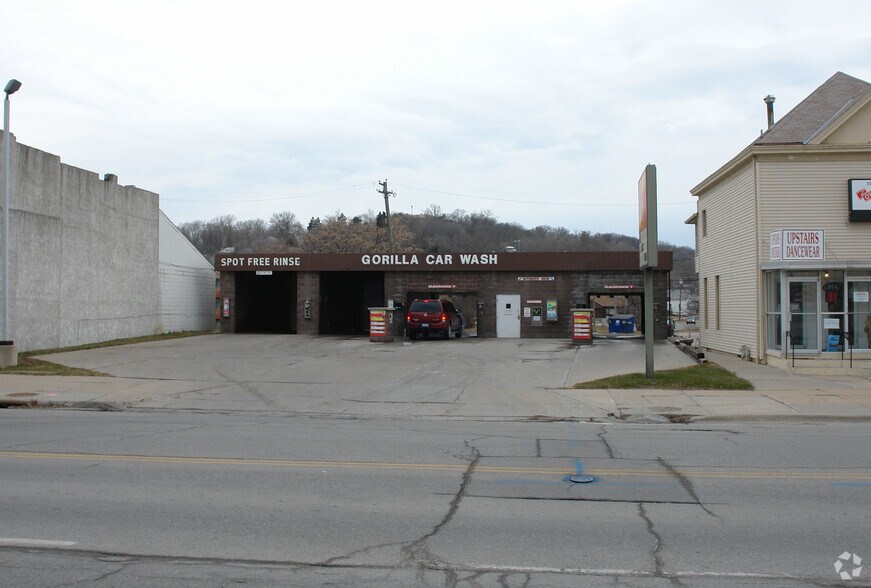 114 E Broadway St, Council Bluffs, IA à vendre - Photo de l’immeuble – Image 2 sur 2