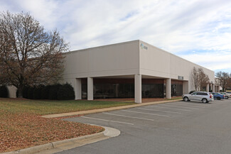 Plus de détails pour 4500 Green Point Dr, Greensboro, NC - Industriel/Logistique à louer